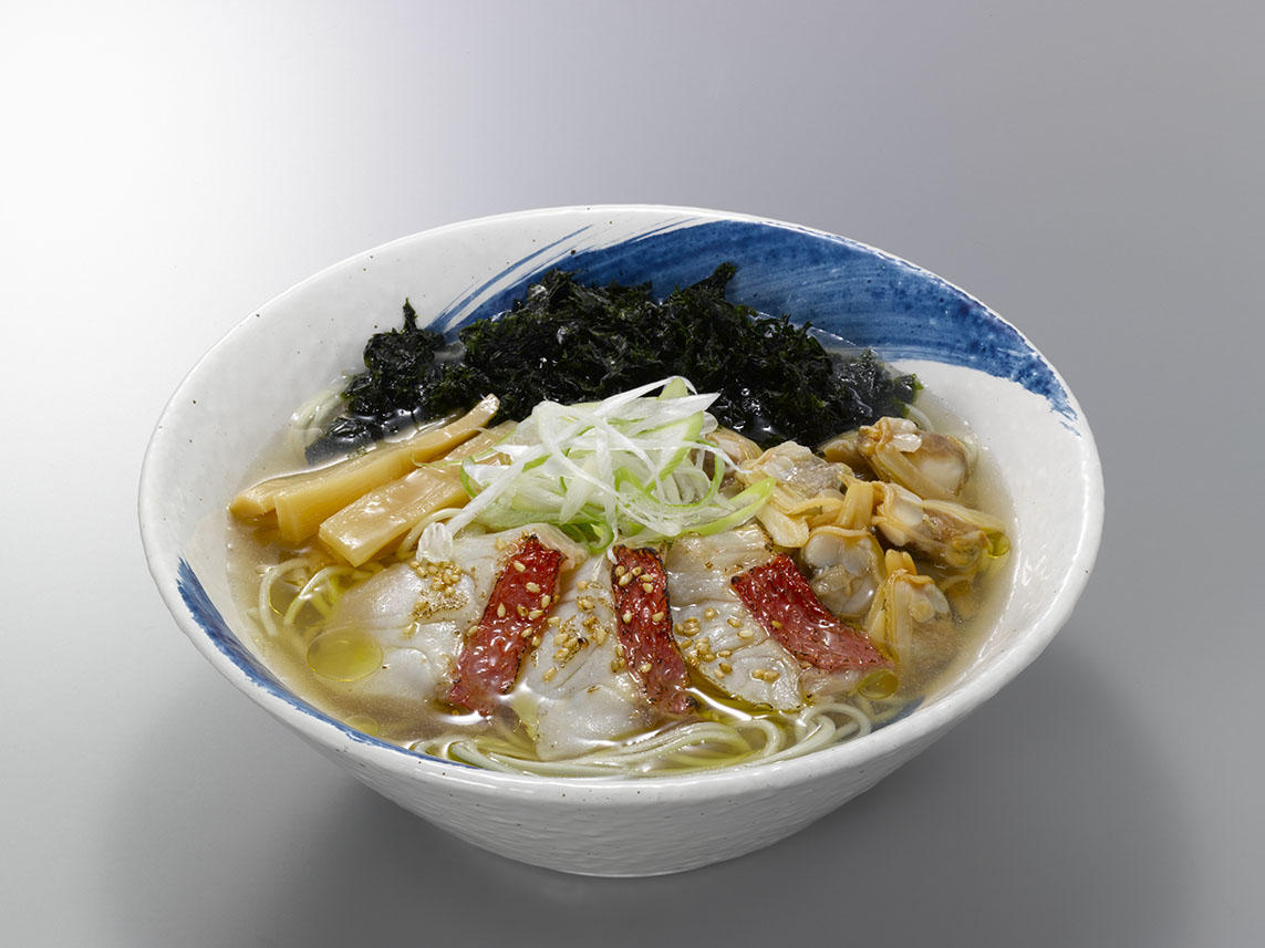 あさりらーめん 波市 食べる 買う 遊ぶ 海ほたる 東京湾に浮かぶパーキングエリア