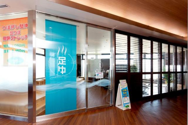 食べる 買う 遊ぶ 海ほたる 東京湾に浮かぶパーキングエリア